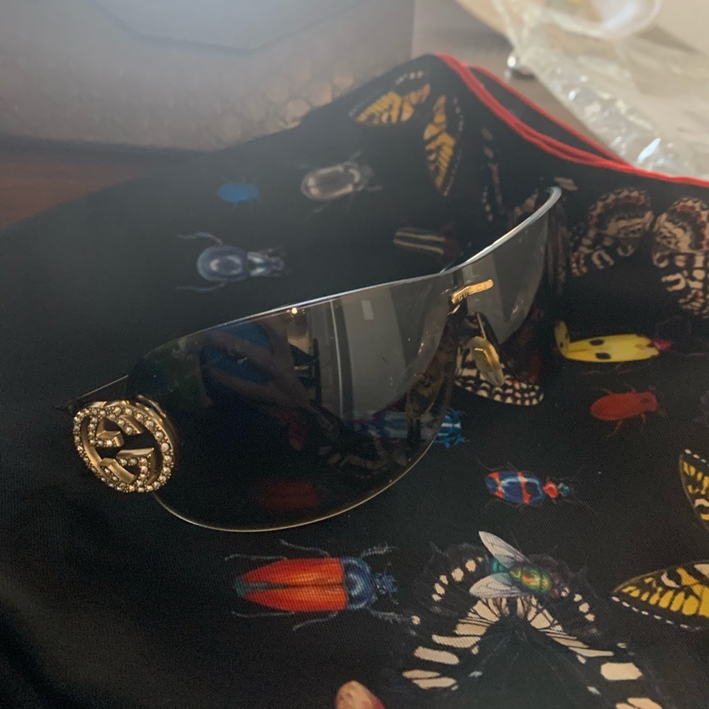 Gucci sunglasses